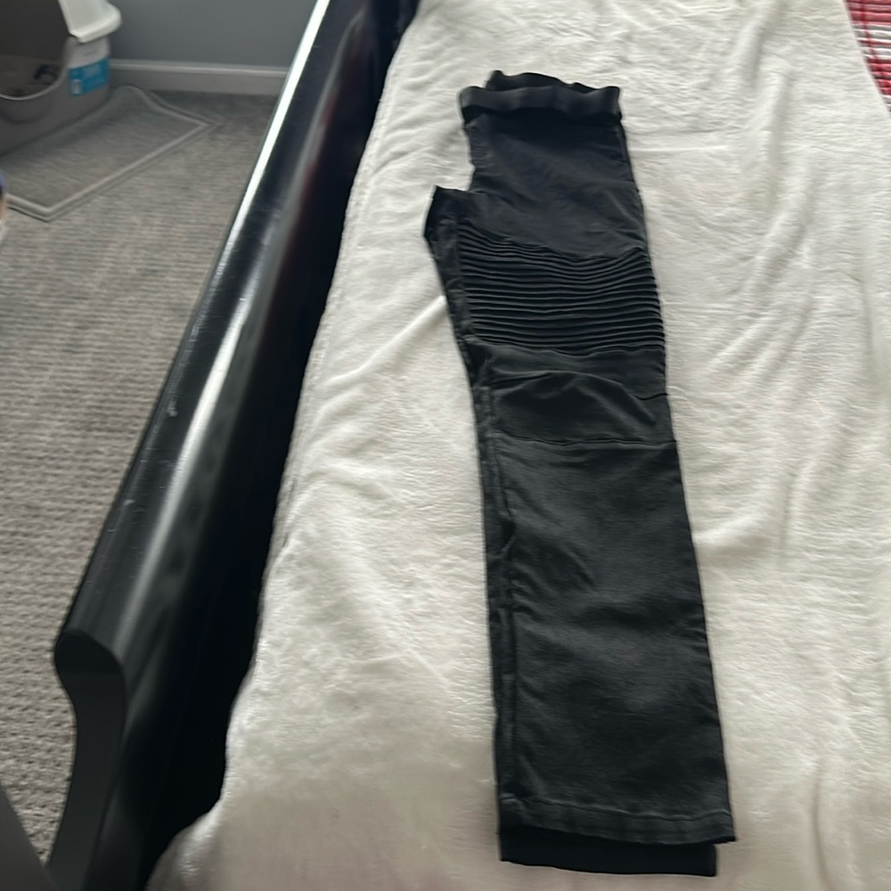 Ladies dressy leggings